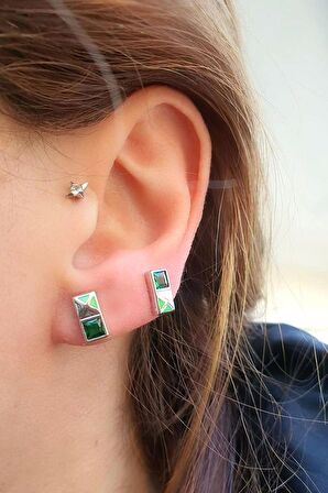 Yeşil Zirkon Taşlı 925ayar Gümüş  Luxury Tasarım Trend Küpe