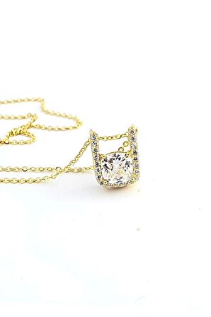 Sky Diamond Taşlı Ice Cut 925ayar Gümüş Üzerine Altın Kaplama Tasarım Tek taş Kolye 