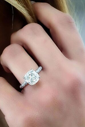 Sky Diamond Taşlı 925ayar Gümüş İce Cut Burgu taş detaylı tek taş yüzük 