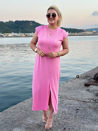 Vatkalı Düşük Omuz Önü Yırtmaçlı Modal Kumaş Elbise PEMBE