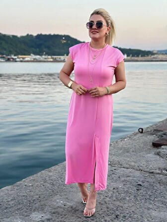 Vatkalı Düşük Omuz Önü Yırtmaçlı Modal Kumaş Elbise PEMBE