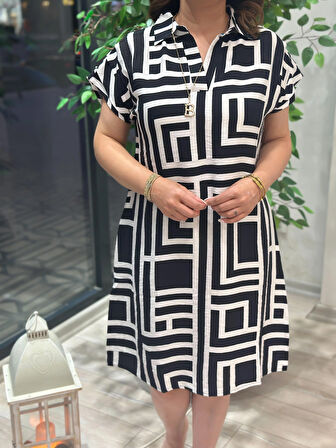 Kare Desenli Polo Elbise SİYAH BEYAZ