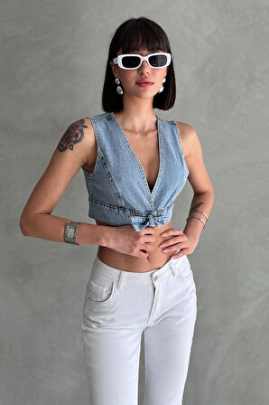 Kurdele Detaylı Düğmeli Denim Büstiyer