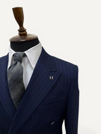 Sartorial | Derin Lacivert Çizgili Kruvaze Takım Elbise