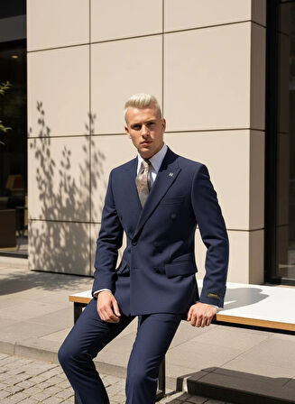 Koyu Mavi Kruvaze Modern Fit Takım Elbise