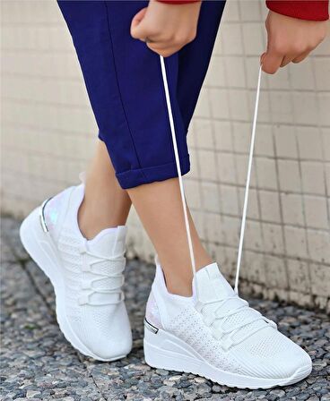 Kadın Bağcıklı Triko Dolgu Topuklu Sneaker-Beyaz