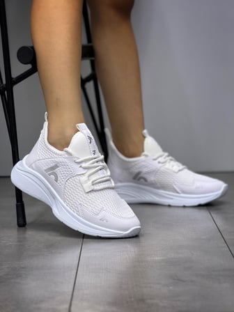 Bağcıklı Unisex Çocuk Spor Ayakkabısı-Beyaz