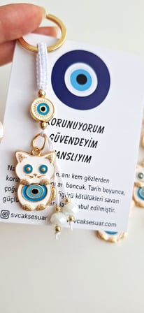 Hediyelik Pamuk Kedi Nazar Boncuku Anahtarlık - Beyaz - 11 cm