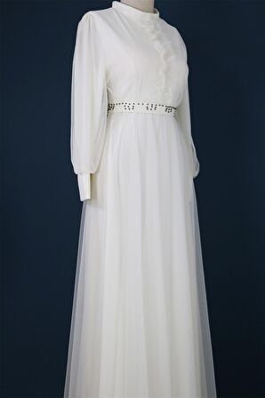 670 Önü Fırfırlı Kemeri İnci Detaylı Tül Elbise