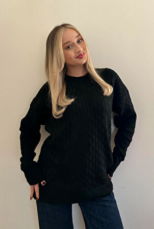 Şardonlu Yumoş Bisiklet Yaka Kazak- Siyah