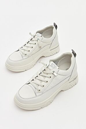 Kadın Bağcıklı Sneaker Beyaz