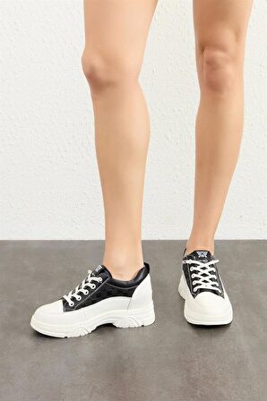 Kadın Bağcıklı Sneaker Siyah