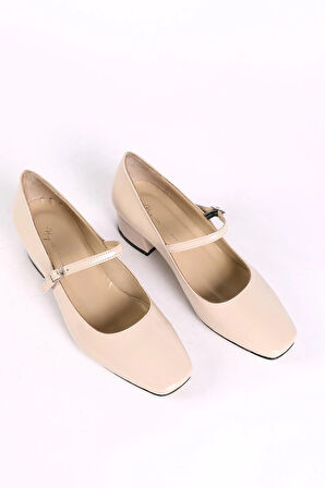 Kadın Hakiki Deri Üstten Bantlı Topuklu Ayakkabı Kemik Rugan