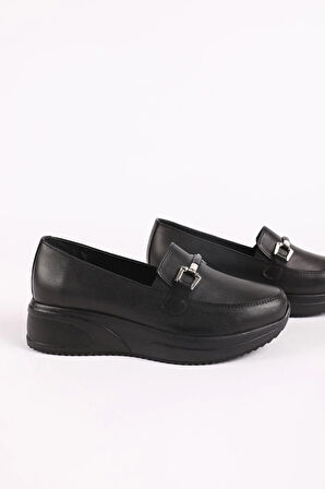 Kadın Hakiki Deri Toka Detaylı Comfort Ayakkabı Siyah