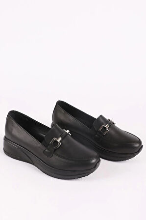 Kadın Hakiki Deri Toka Detaylı Comfort Ayakkabı Siyah