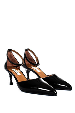 Krana Siyah Kadın Sandalet