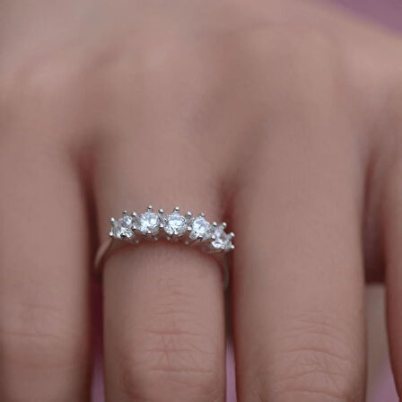 Taç Model 6 Tırnaklı Starlight Diamond 925 Ayar Gümüş Yüzük