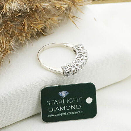 Tırnak Araları Mini Zirkon Taşlı 5 Taş Starlight Diamond Gümüş Yüzük