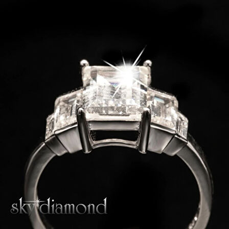 Baget Kesimli Sky Diamond Gümüş Yüzük 
