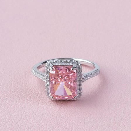 Pembe Taşlı Radiant Kesim Gümüş Yüzük