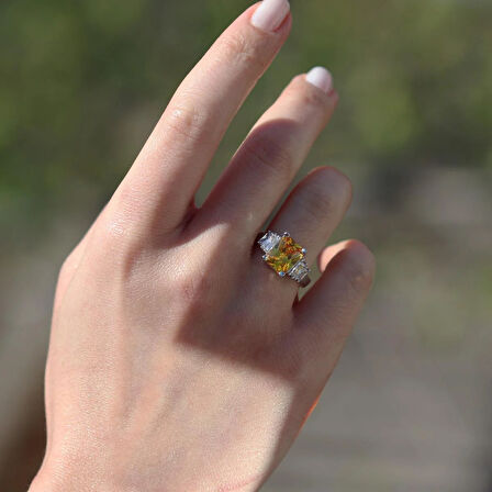 Sitrin Taşlı Gümüş Yüzük