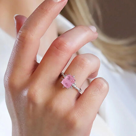 Pembe Paraiba Taşlı Kare Lotus Çiçeği Gümüş Yüzük