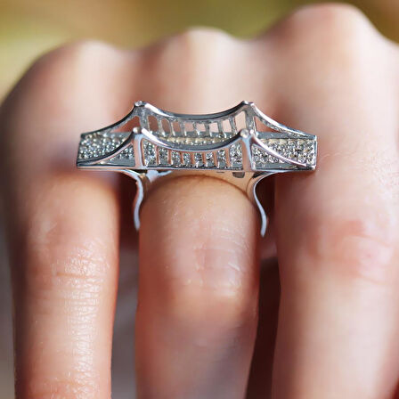 Zirkon Taşlı Köprü Gümüş Yüzük