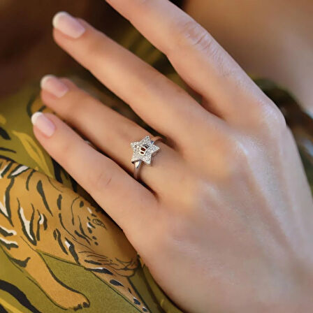 Zirkon Taşlı Kral Tacı Gümüş Yüzük