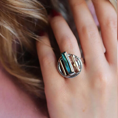 Peridot Taşlı 925 Ayar Gümüş Otantik Tasarım Yüzük