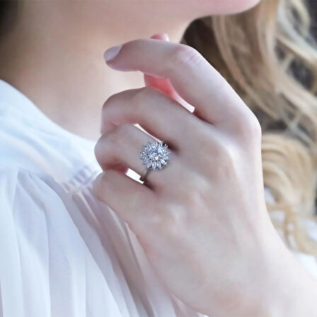 Starlight Diamond Çiçek Gümüş Yüzük
