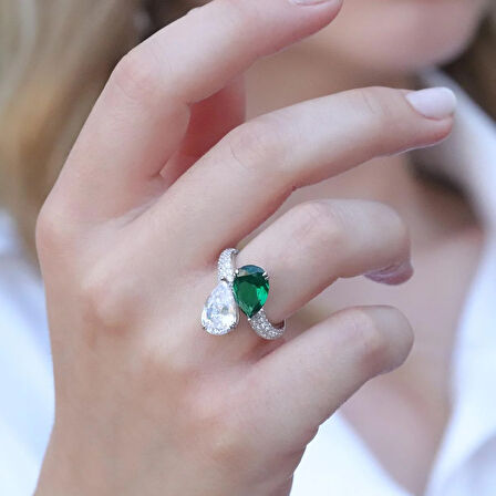 Zümrüt Taşlı Serpent Gümüş Yüzük