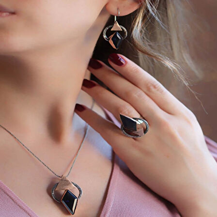 Safir Taşlı Otantik Tasarım Set