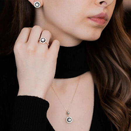 Çerçeve İçinde Elmas Montür Takım