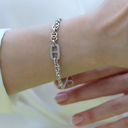 Taşlı Trend Gümüş Bileklik