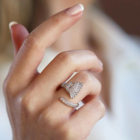 Flamenko Zirkon Taşlı Gümüş Yüzük