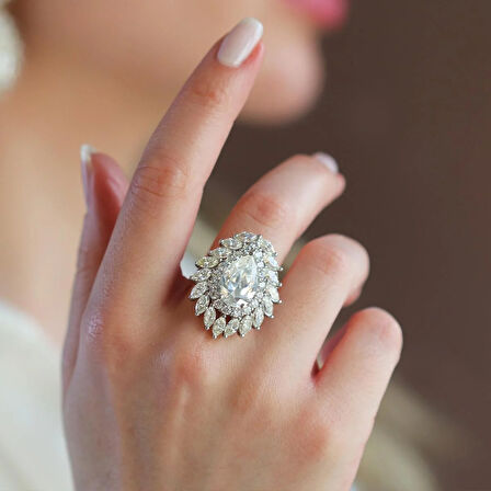 Okyanusun Kalbi Damla Sky Diamond Gümüş Yüzük