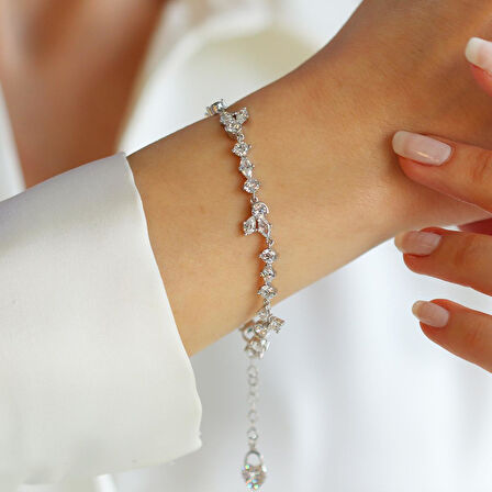 Pndr Taşlı Figürlü Gümüş Bileklik