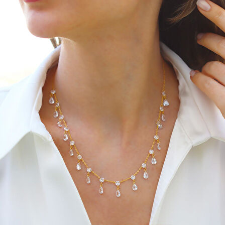 Kristal Damla Taşlı Trend Gümüş Kolye