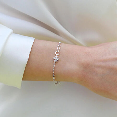 Yonca Taşlı Trend Gümüş Bileklik