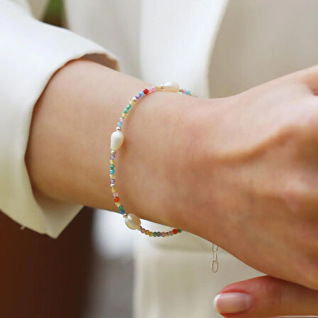 Doğaltaş Renkli İncili Gümüş Bileklik