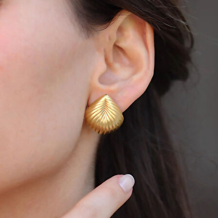 Damla Çizgili Gold Bombeli Gümüş Küpe