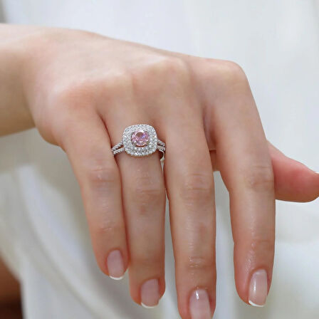 Oval Pembe Icecut Taşlı Gümüş Yüzük