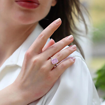 Emerald Pembe Icecut Taşlı Gümüş Yüzük