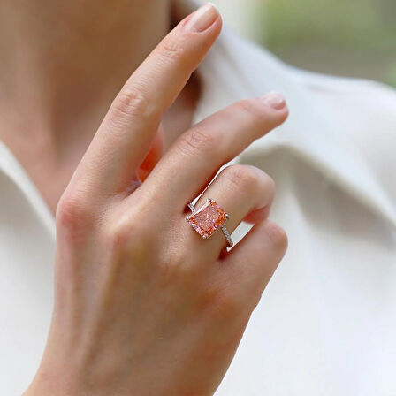 Emerald Icecut Taşlı Gümüş Yüzük