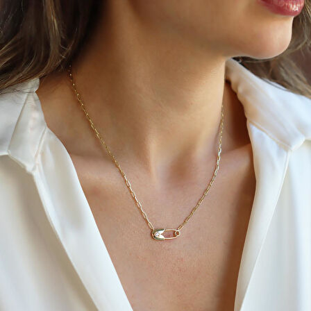 Çengelli İğne Trend Gold Gümüş Kolye