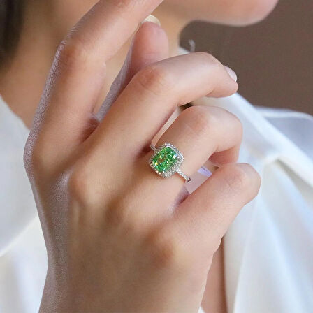 Yeşil Icecut Taşlı Gümüş Set