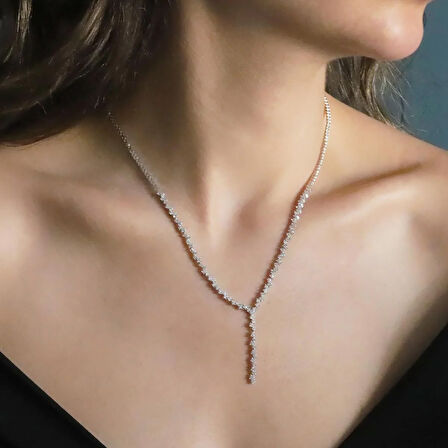 Zirkon Taşlı Zarif 925 Ayar Gümüş Set 