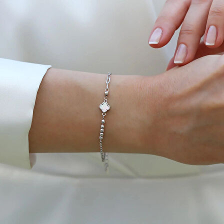 Yonca Sedefli Trend Gümüş Bileklik