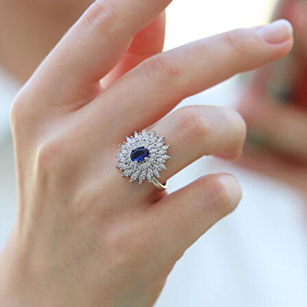 Ortası Safir Taşlı Elips Mekik Gümüş Yüzük