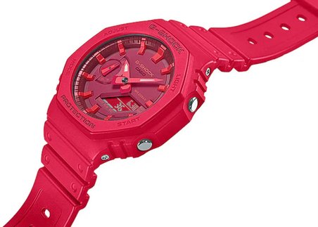 Casio Iconic GA-2100-4ADR Erkek Kol Saati